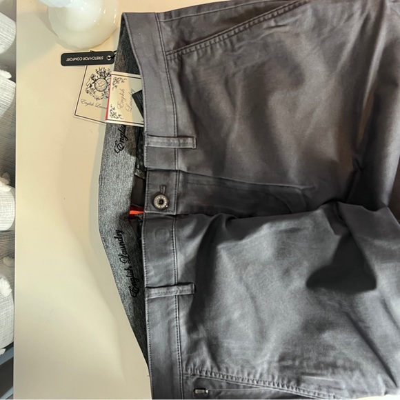 Men’s English Laundry Chino Pant - Picture 3 of 3